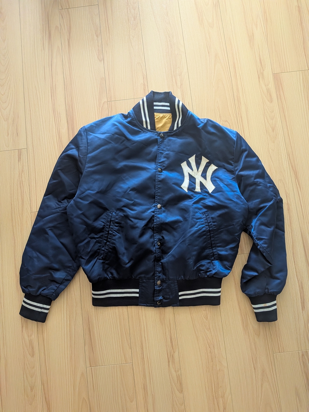 New York Yankees Satin Sideline Bomber Jacket Vintage 80s